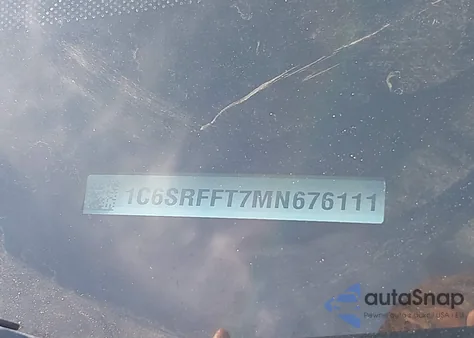 2021 Ram 1500 Big Horn 4X4 5'7 Box из США, поврежденный, VIN 1C6SRFFT7MN676111